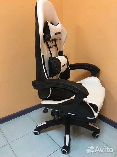 Компьютерное офисное кресло с массажем (новые)