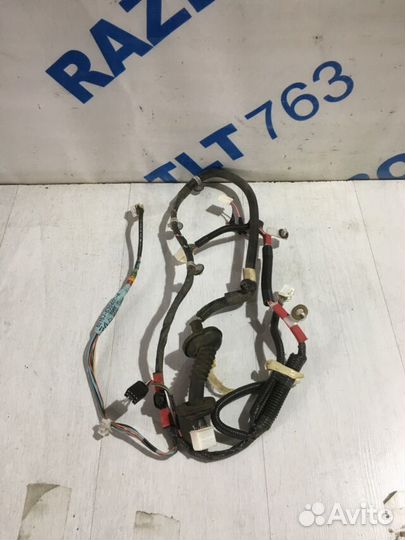 Проводка задней двери lexus IS350 3.5 ат седан