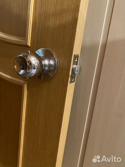 Дверь входная деревянная бу