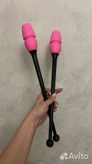 Мяч для художественной гимнастики и булавы