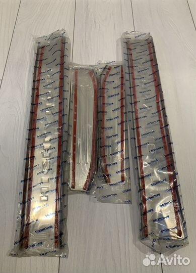 Накладка на пороги Toyota Highlander 2008-2012 г