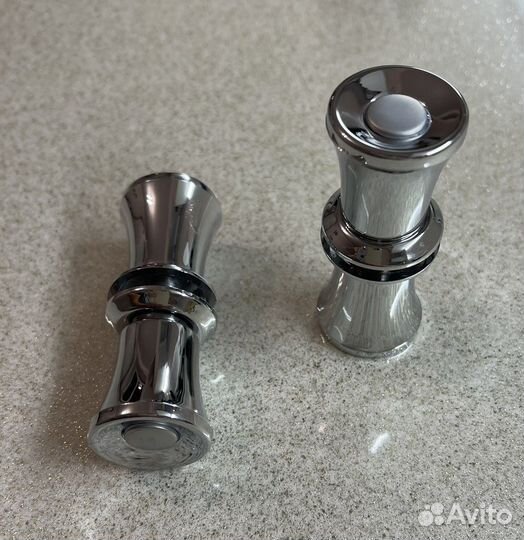 Ручка мебельная двухсторонняя