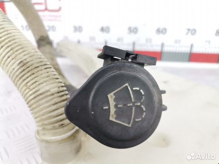 Бачок омывателя BMW 3 E90/E91/E92/E93 2005