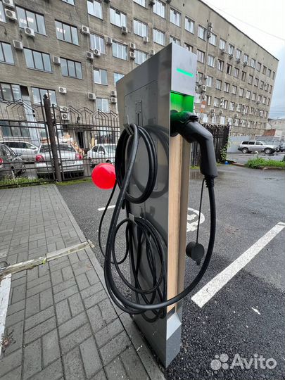 Зарядная станция для электромобилей