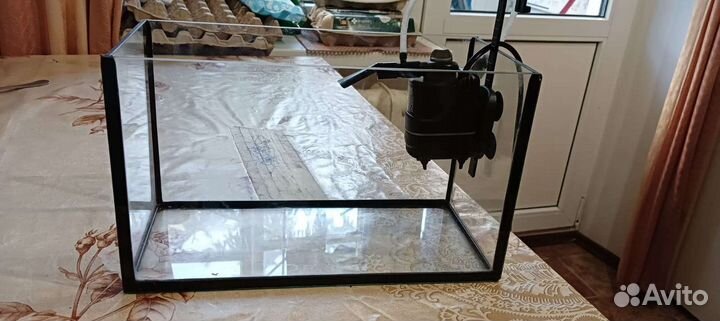 Аквариум с фильтром и светом