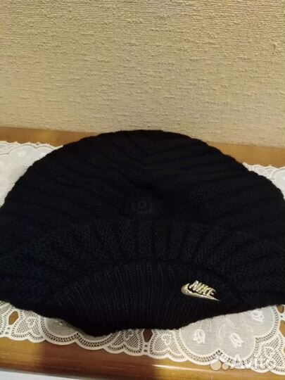 Берет черный