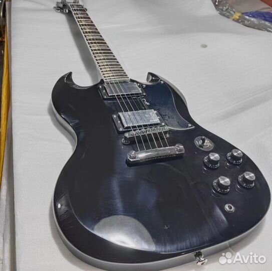 Электрогитара Gibson sg tony ayomi signature copy