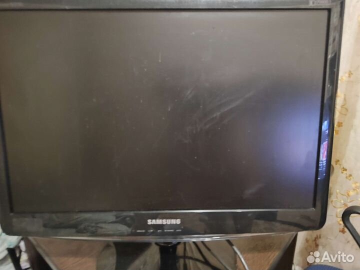 Монитор Samsung 22 дюйма