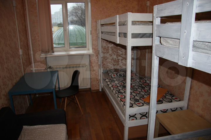 Комната 28 м² в 4-к., 6/6 эт.