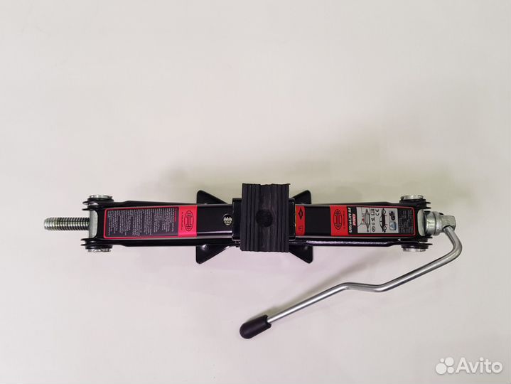 Надежный домкрат Heyner UltraLift Pro на 1.5 тонны