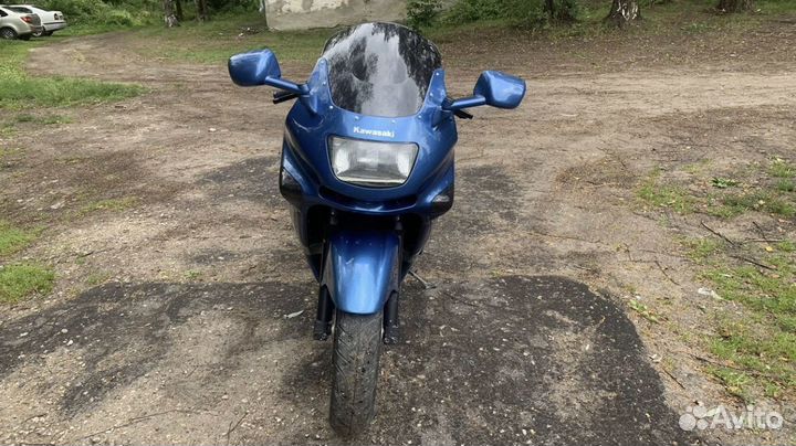 Kawasaki ZZR400-2