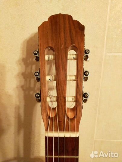 Мастеровая классическая гитара