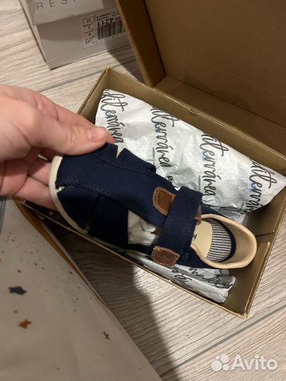 Новые сандали