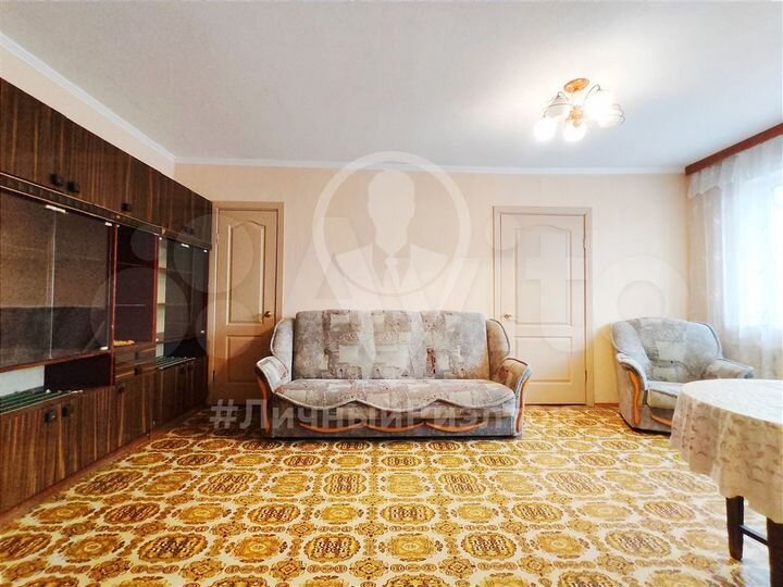 2-к. квартира, 47 м², 3/5 эт.