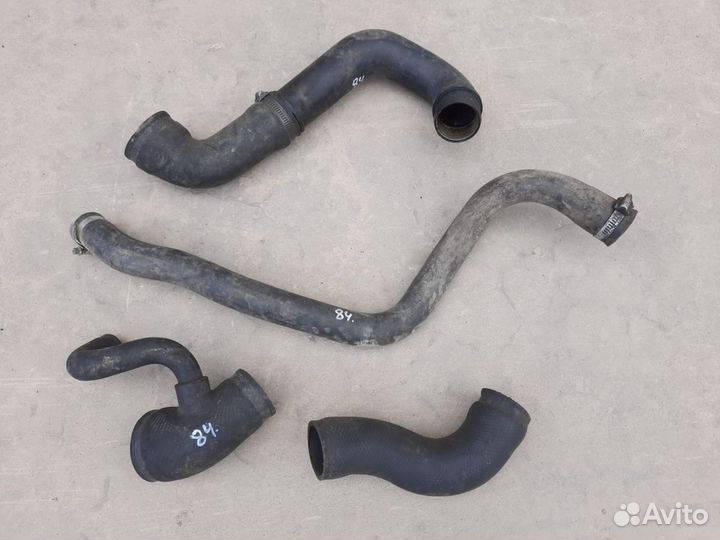 Патрубок охлаждения Volvo s70 с70