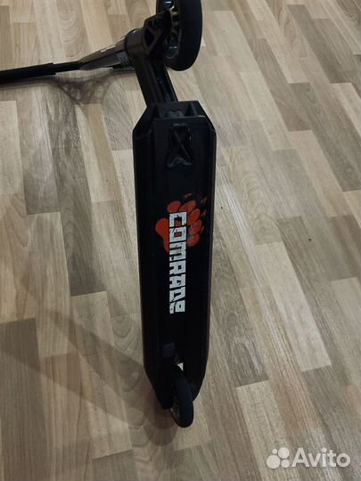 Трюковой самокат в отличном состоянии