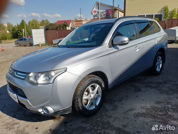 Mitsubishi Outlander 2.0 CVT, 2012, 180 280 км
