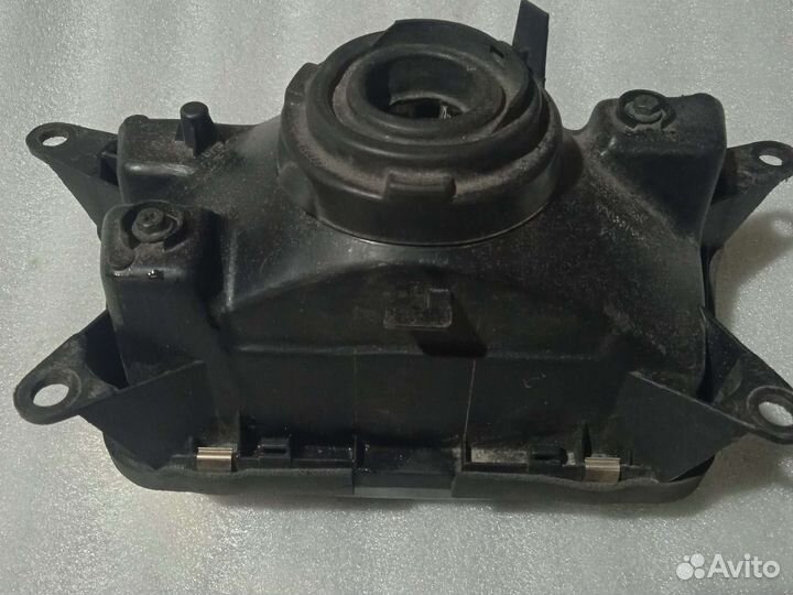 Фара передняя Yamaha TRX 850