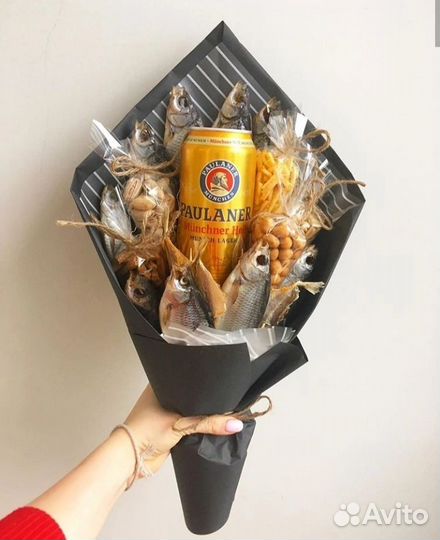 Съедобные букеты для мужчин/букет комплимент