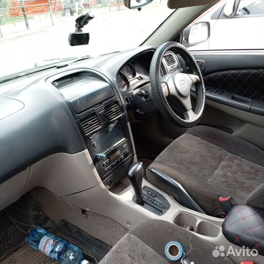 Toyota Caldina, 1998