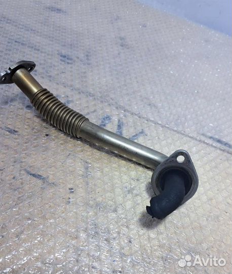 Трубка картерных газов VW Passat (B6) 2005-2010