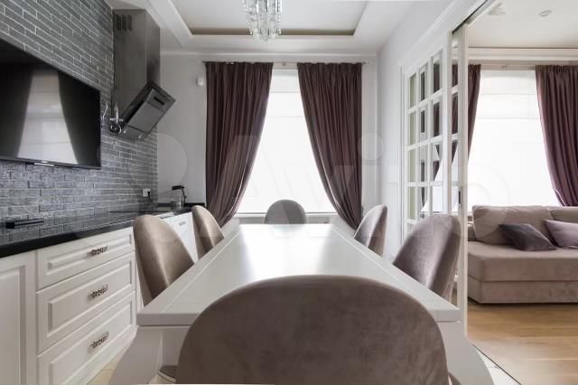 3-к. квартира, 106 м², 3/3 эт.