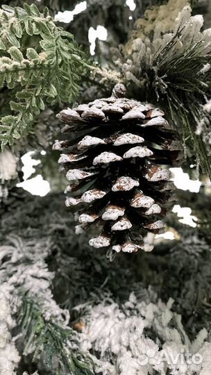 Елка искусственная заснеженная