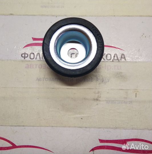 Верхняя опора стойки переднего амортизатора VAG