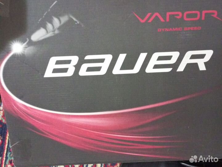 Коньки хоккейные