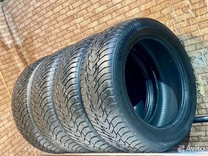 Nokian Tyres Hakkapeliitta 8 SUV 255/55 R18