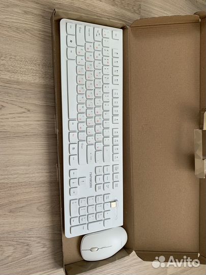 Беспроводная клавиатура и мышь Гарнизон GKS-140