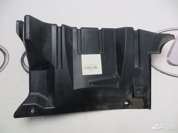 Пыльник двигателя левый Mitsubishi Lancer 10