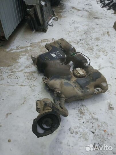 Топливный бак Renault Duster