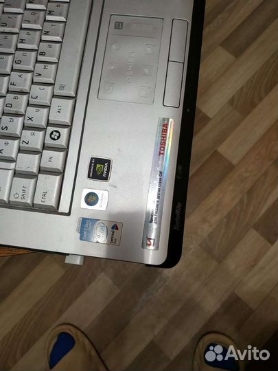 Ноутбук toshiba