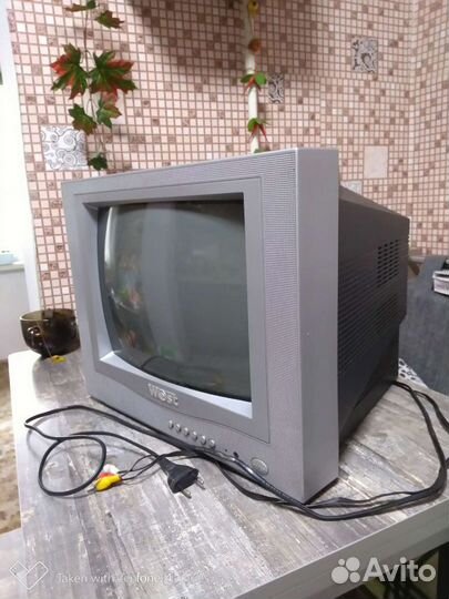 Телевизор