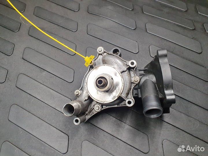 Водяная помпа Audi A8 D4/4H 2012 079121014F