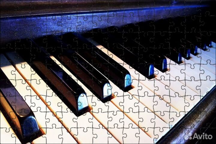 Акустическое пианино (аксессуары в подарок)