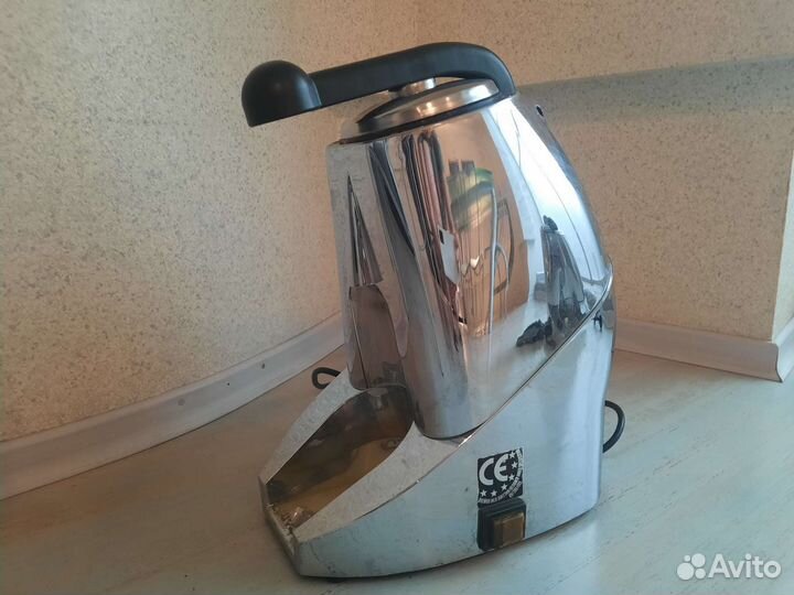 Соковыжималка Cunill Acid One Chrome б/у