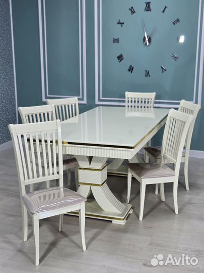 Стол Шанель (2 размера)