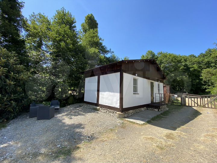 Дом 50 м² на участке 5 сот.