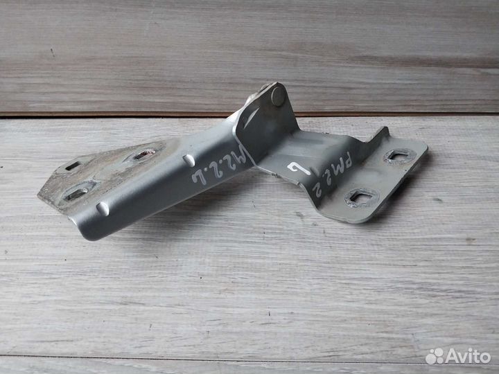 Петли капота Renault Megan 2