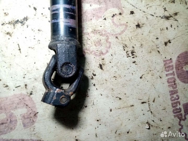 Рулевой карданчик Mitsubishi Pajero 2