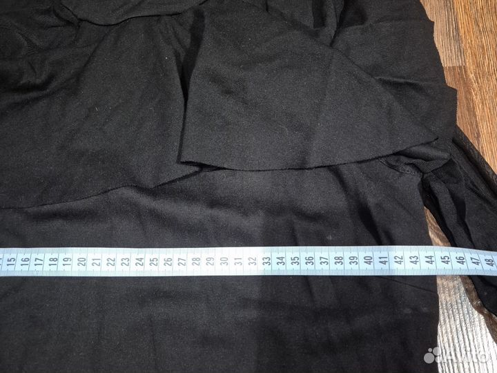 Платье с валаном