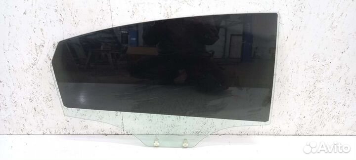 Стекло задней правой двери Kia Rio 3