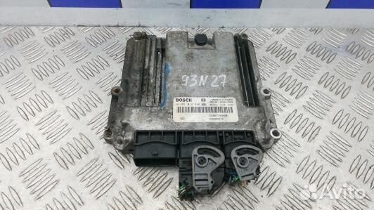 Блок управления двс renault laguna 3 (93N27PC01)