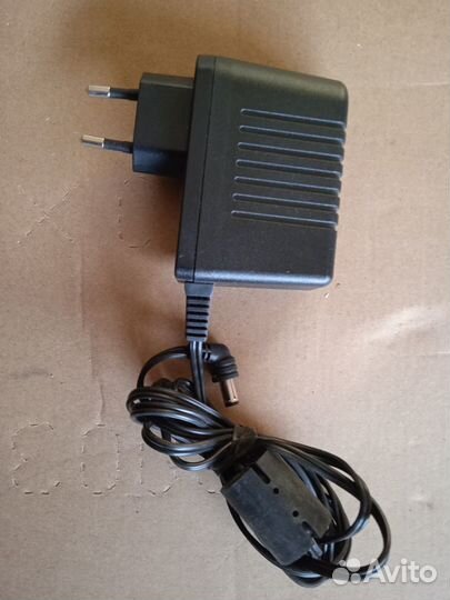 Блок питания/адаптер 8V/2A Ingenico