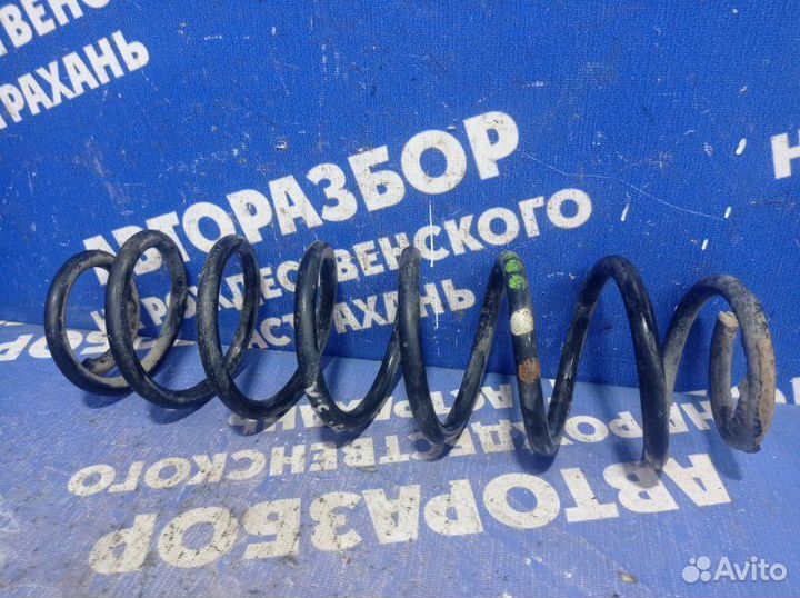 Задняя пружина Volkswagen Polo 5 седан 2015