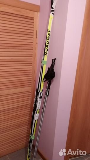 Беговые лыжи комплект