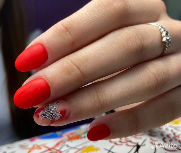 Мастер маникюра