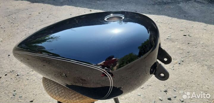 Топливный бак Sportster 1200С. Инжектор